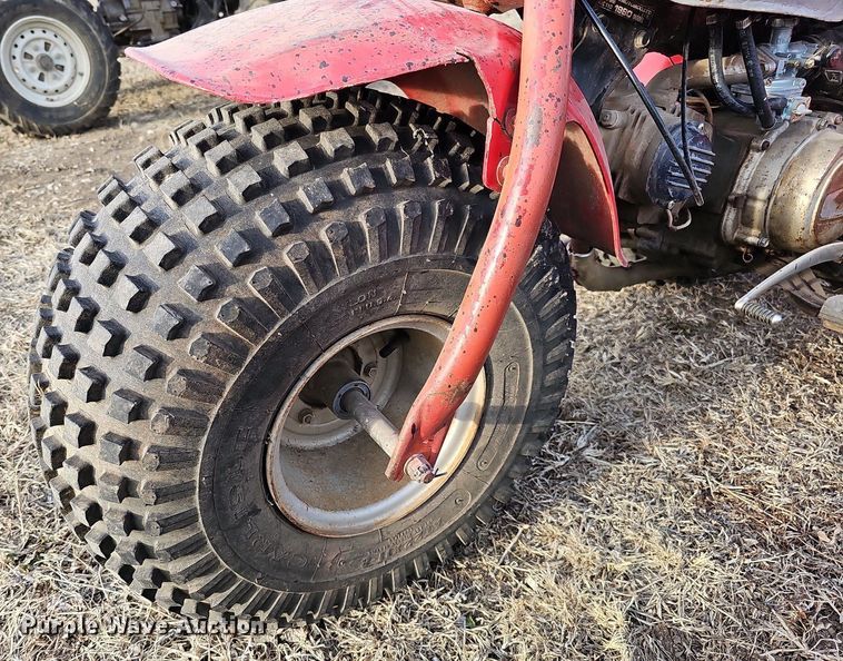 image for item MC9639 (2) Honda ATVs