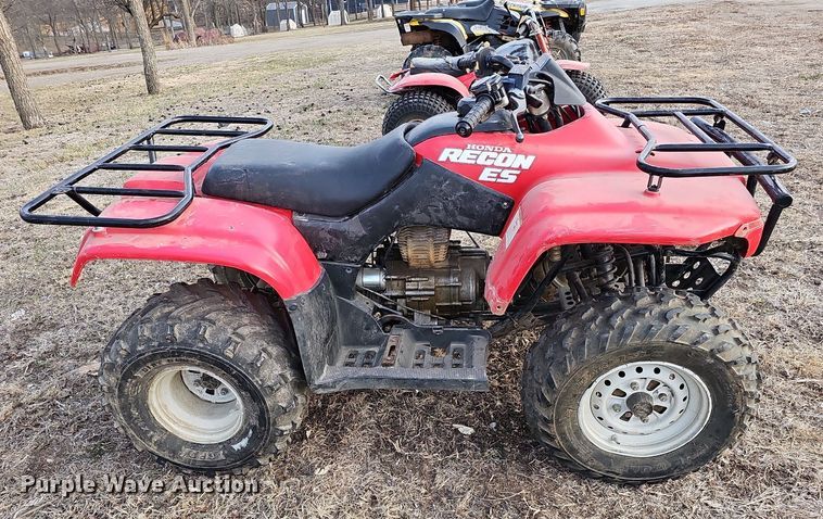 image for item MC9639 (2) Honda ATVs