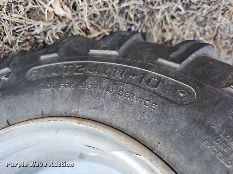 image for item MC9641 2000 Polaris Magnum  ATV