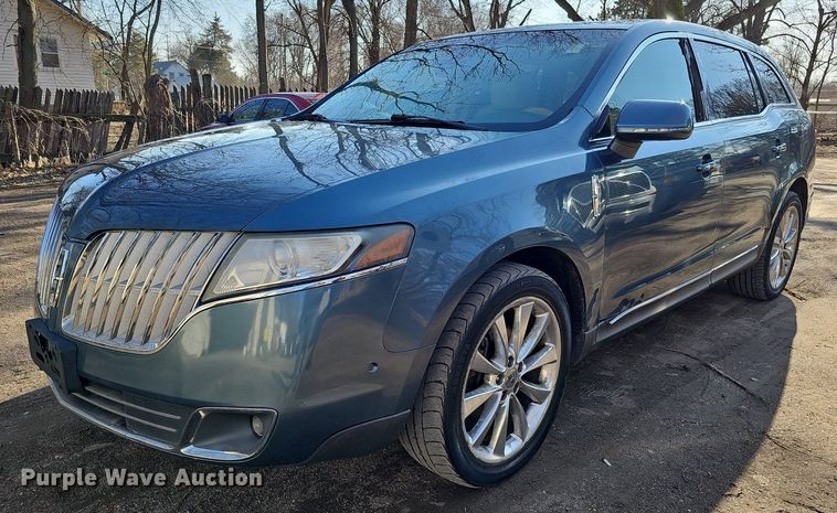 image for item MC9700 2010 Lincoln MKT  SUV