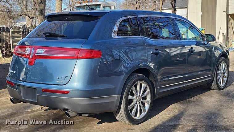 image for item MC9700 2010 Lincoln MKT  SUV