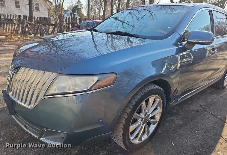 image for item MC9700 2010 Lincoln MKT  SUV