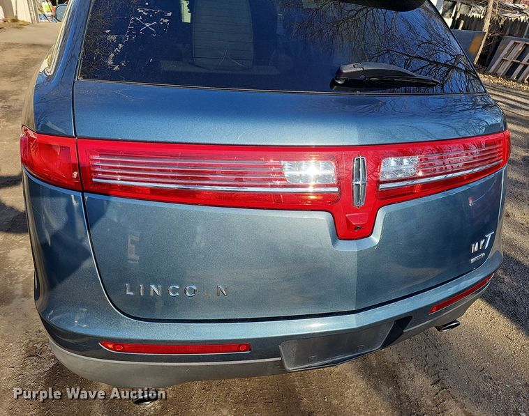 image for item MC9700 2010 Lincoln MKT  SUV