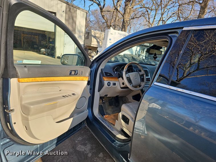 image for item MC9700 2010 Lincoln MKT  SUV