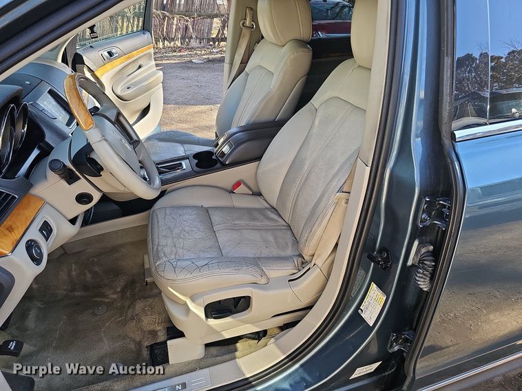 image for item MC9700 2010 Lincoln MKT  SUV