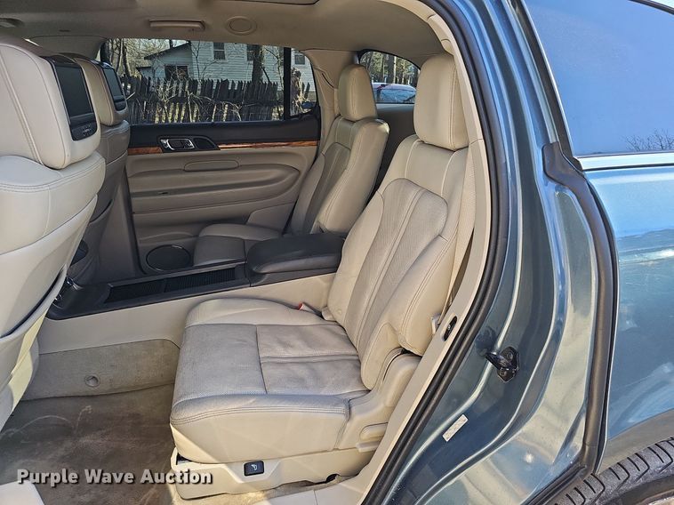 image for item MC9700 2010 Lincoln MKT  SUV