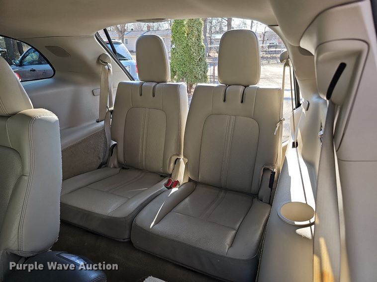 image for item MC9700 2010 Lincoln MKT  SUV