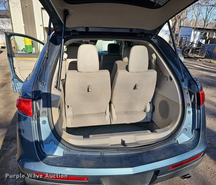 image for item MC9700 2010 Lincoln MKT  SUV