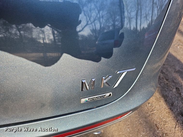 image for item MC9700 2010 Lincoln MKT  SUV