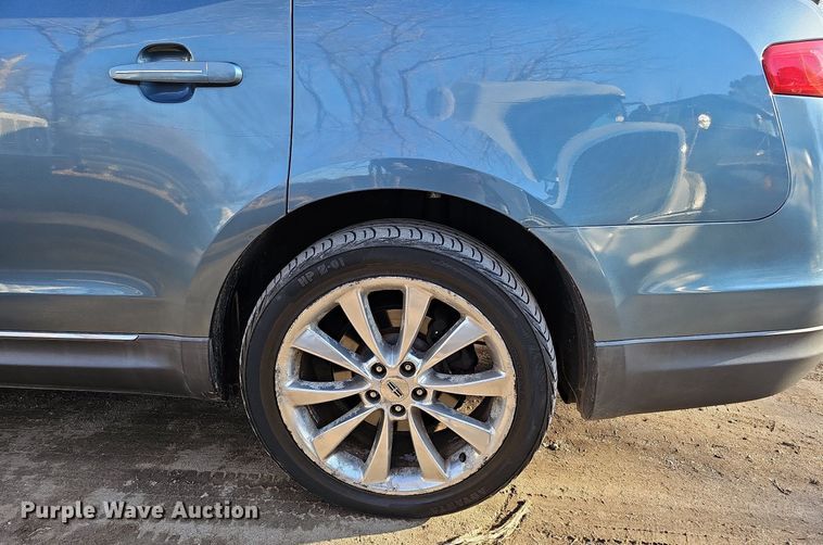 image for item MC9700 2010 Lincoln MKT  SUV