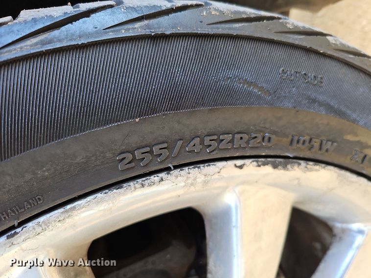 image for item MC9700 2010 Lincoln MKT  SUV