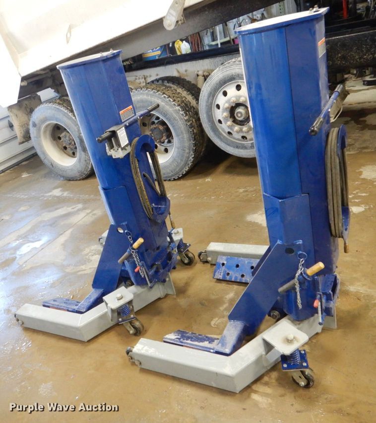 image for item MC9858 (2) Mahle CWL-10 wheel lift systems