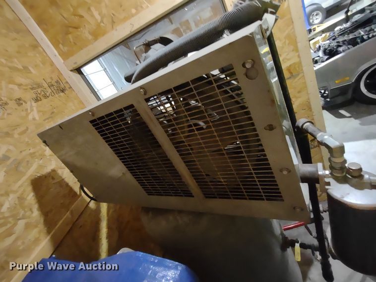 image for item MD9475 Ingersoll Rand 2475N5  air compressor