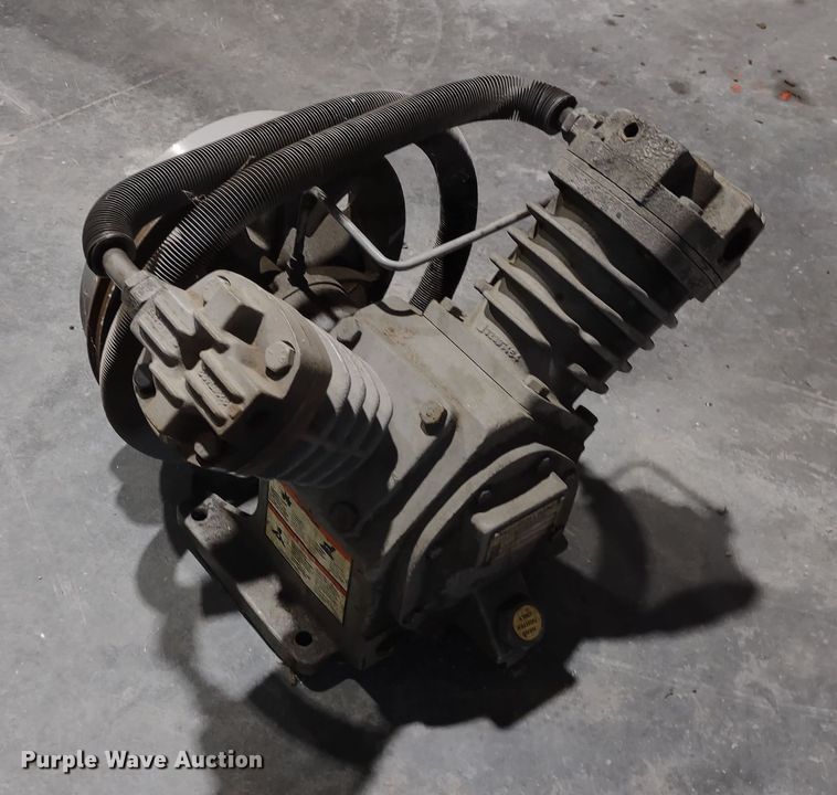 image for item MD9475 Ingersoll Rand 2475N5  air compressor