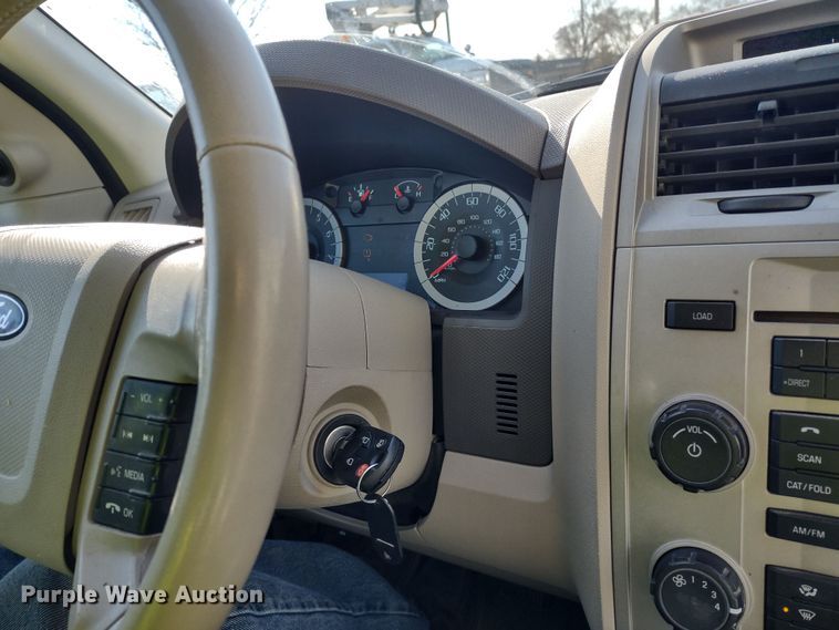 image for item MD9477 2011 Ford Escape  SUV