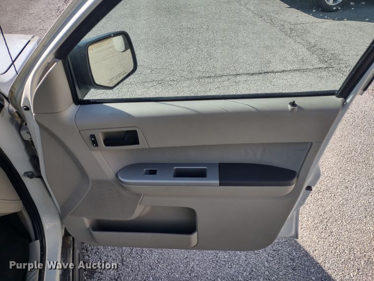 image for item MD9477 2011 Ford Escape  SUV