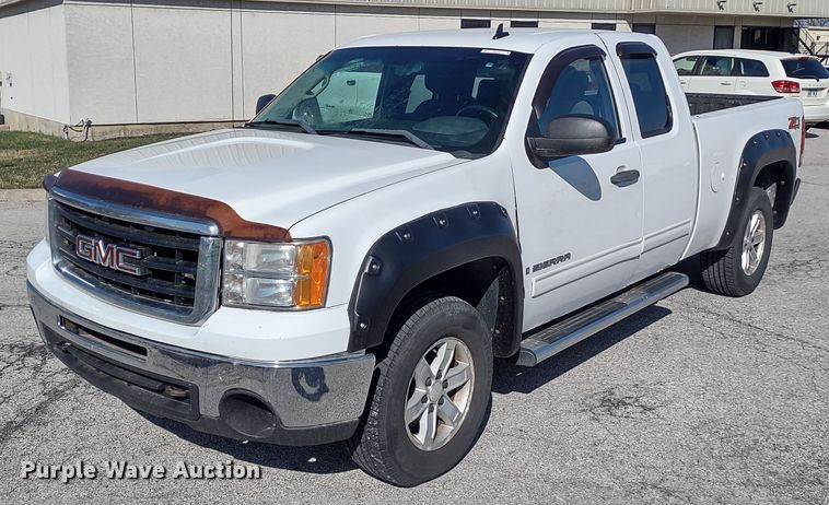 image for item MD9479 2009 GMC Sierra 1500  Ext. Cab pickup truck
