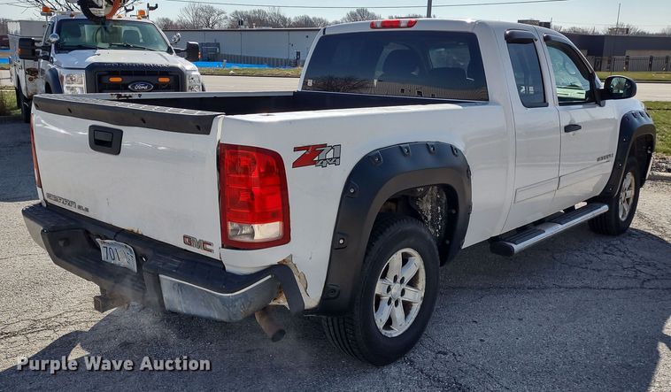 image for item MD9479 2009 GMC Sierra 1500  Ext. Cab pickup truck