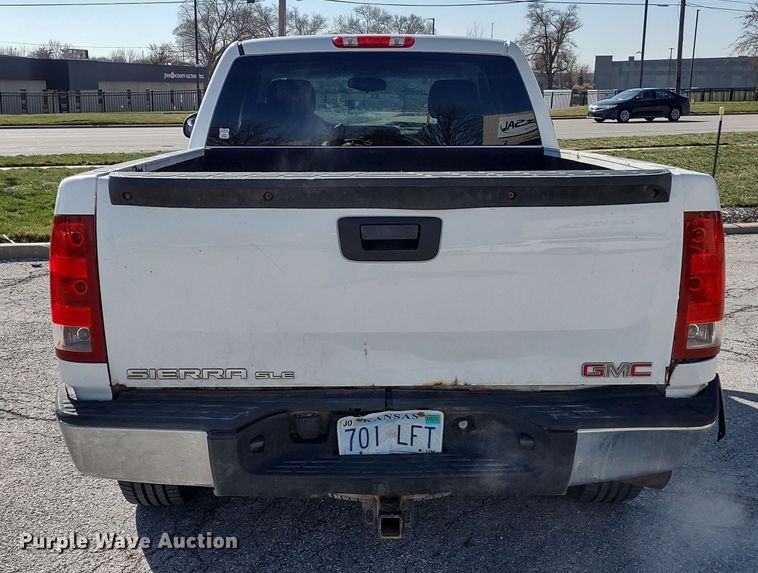 image for item MD9479 2009 GMC Sierra 1500  Ext. Cab pickup truck