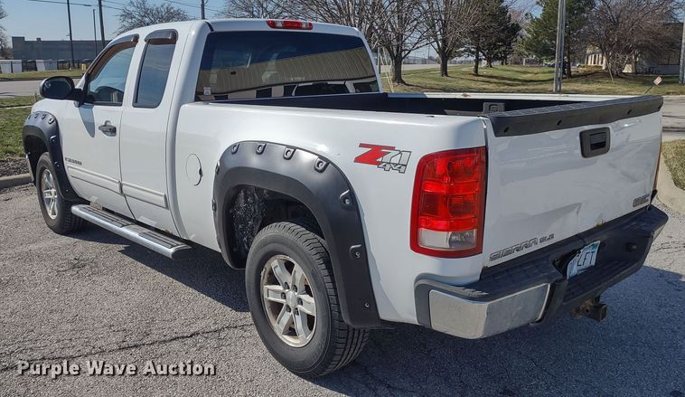 image for item MD9479 2009 GMC Sierra 1500  Ext. Cab pickup truck