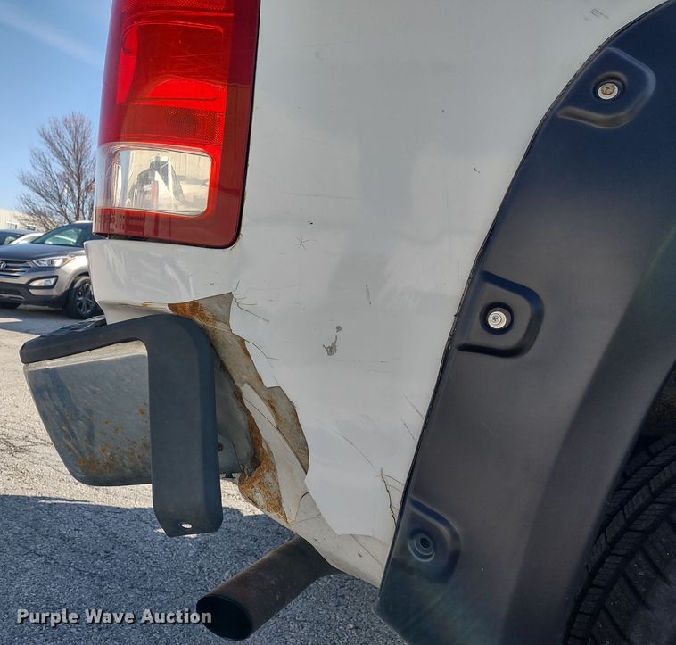 image for item MD9479 2009 GMC Sierra 1500  Ext. Cab pickup truck