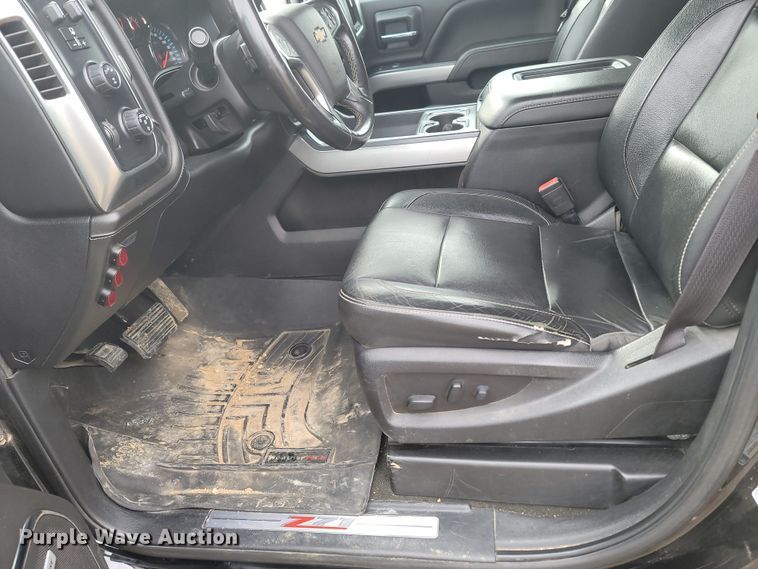 image for item ME9057 2017 Chevrolet Silverado 2500HD LTZ  Crew Cab pickup truck