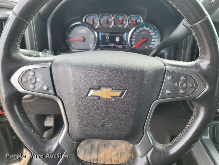 image for item ME9057 2017 Chevrolet Silverado 2500HD LTZ  Crew Cab pickup truck