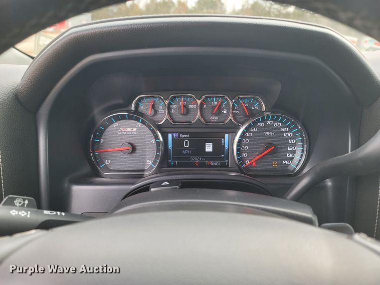 image for item ME9057 2017 Chevrolet Silverado 2500HD LTZ  Crew Cab pickup truck