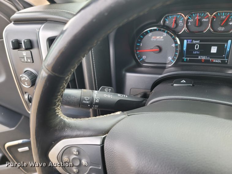 image for item ME9057 2017 Chevrolet Silverado 2500HD LTZ  Crew Cab pickup truck