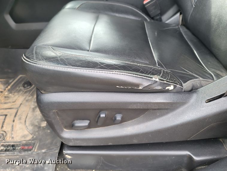 image for item ME9057 2017 Chevrolet Silverado 2500HD LTZ  Crew Cab pickup truck