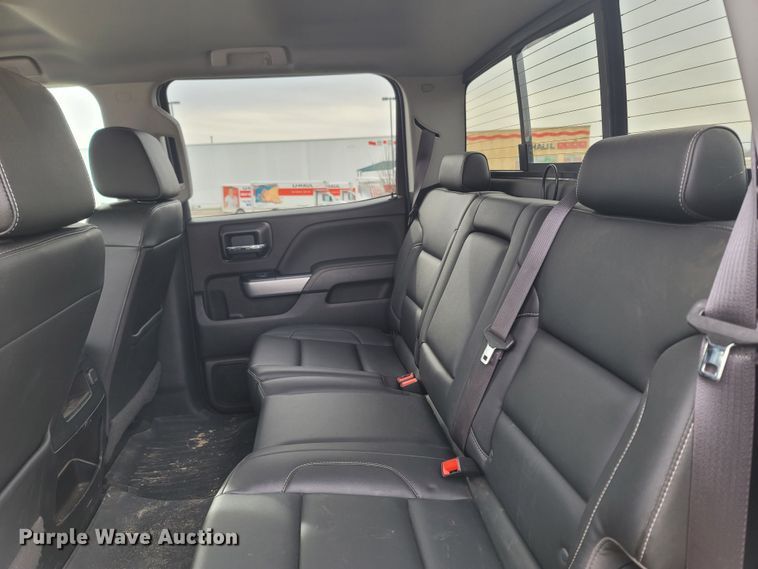 image for item ME9057 2017 Chevrolet Silverado 2500HD LTZ  Crew Cab pickup truck