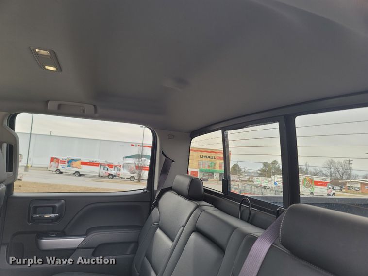 image for item ME9057 2017 Chevrolet Silverado 2500HD LTZ  Crew Cab pickup truck