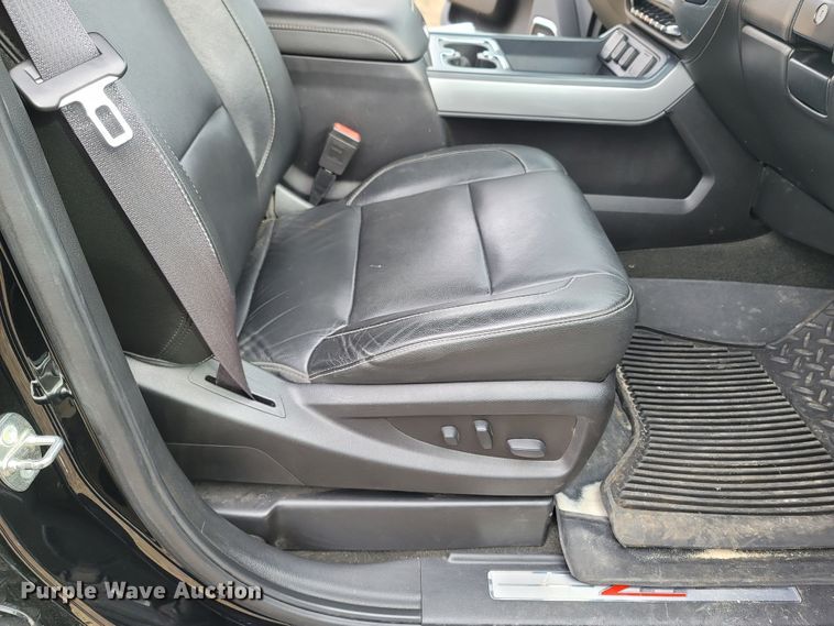 image for item ME9057 2017 Chevrolet Silverado 2500HD LTZ  Crew Cab pickup truck