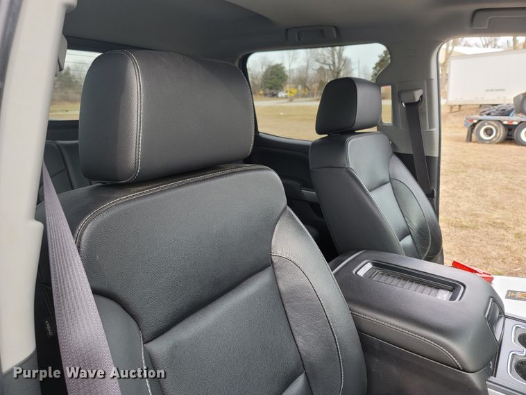 image for item ME9057 2017 Chevrolet Silverado 2500HD LTZ  Crew Cab pickup truck