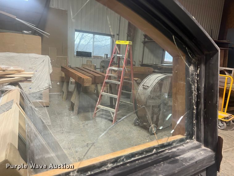 image for item MM9240 (20) Quaker windows