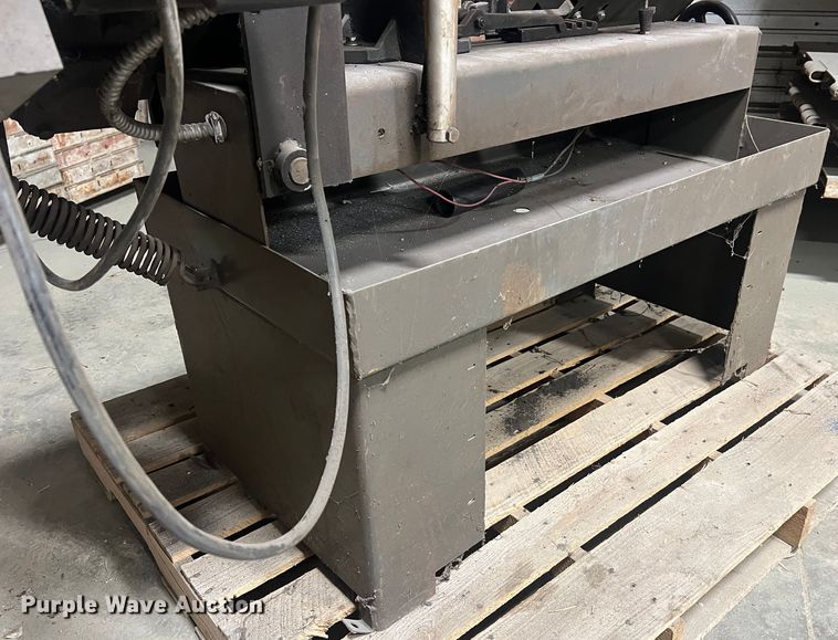 image for item MM9245 Ramco RS-90  metal bandsaw