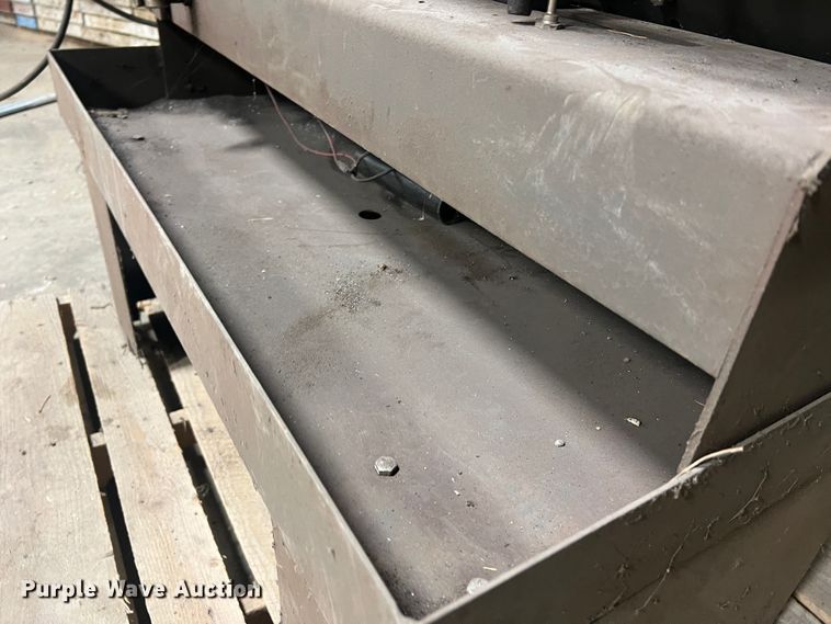 image for item MM9245 Ramco RS-90  metal bandsaw