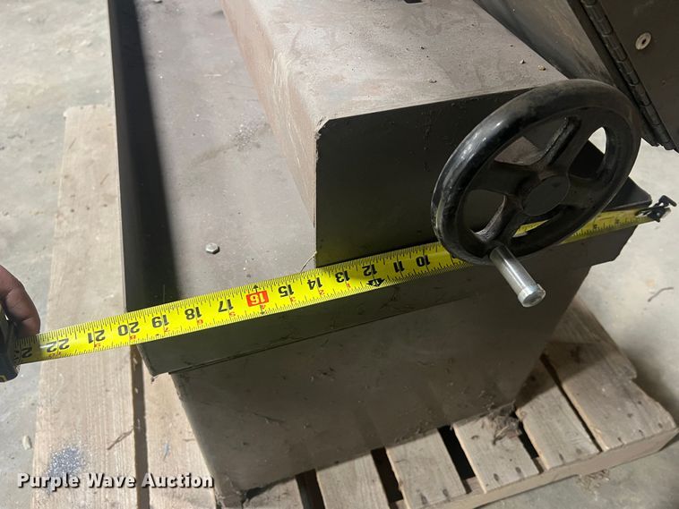 image for item MM9245 Ramco RS-90  metal bandsaw