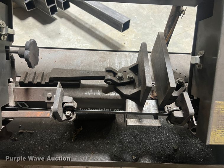 image for item MM9245 Ramco RS-90  metal bandsaw