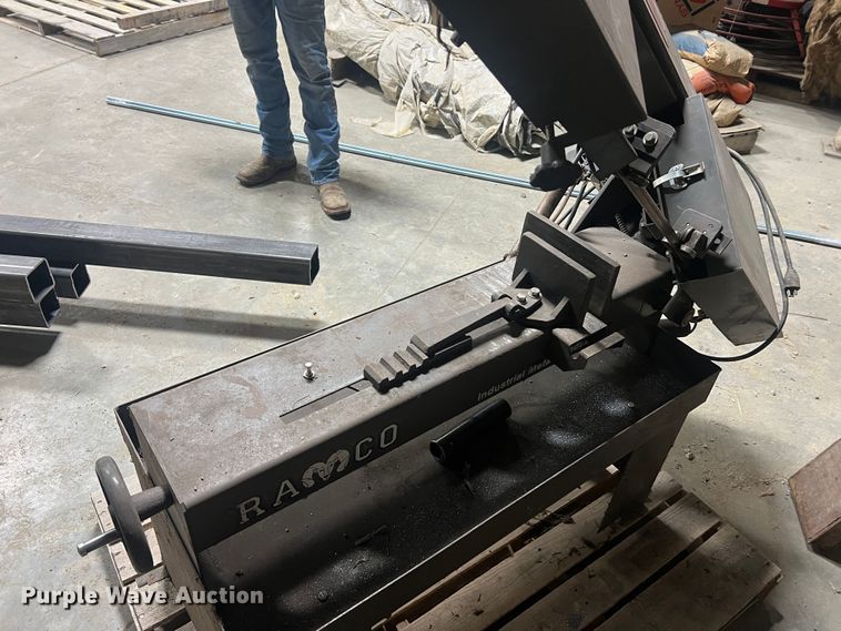 image for item MM9245 Ramco RS-90  metal bandsaw