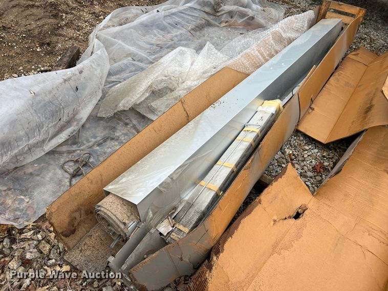 image for item MM9249 Roll-up door