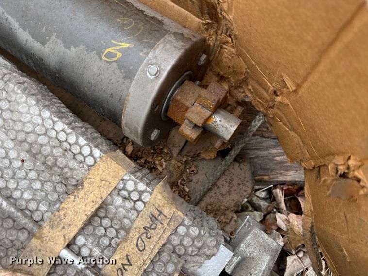 image for item MM9249 Roll-up door