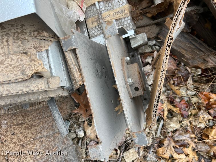 image for item MM9249 Roll-up door