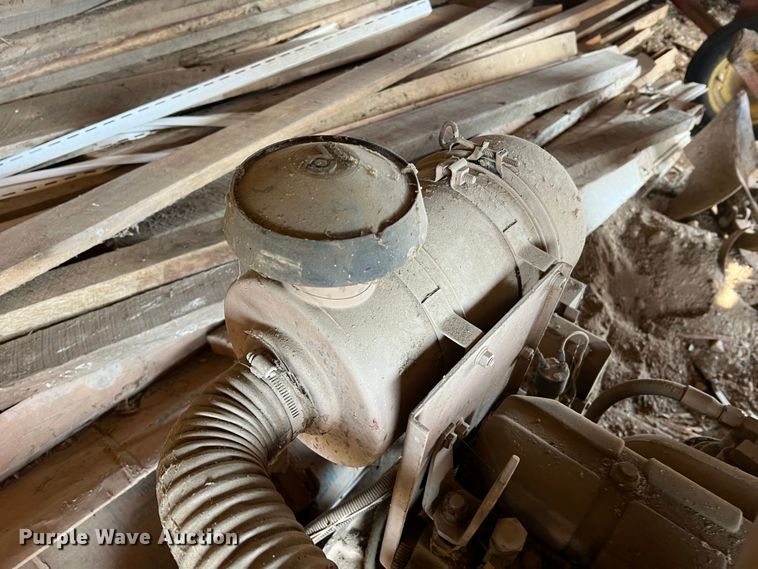 image for item MM9275 White  engine