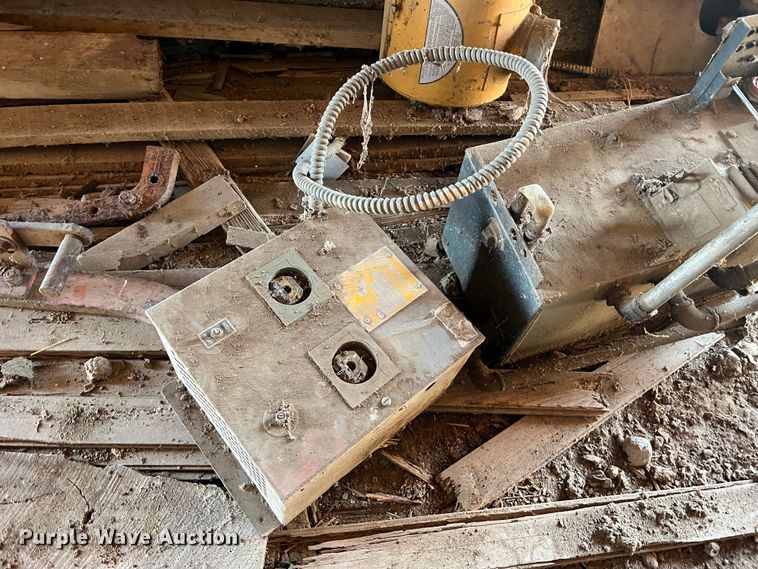 image for item MM9275 White  engine