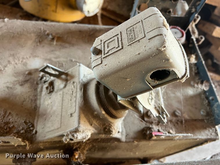 image for item MM9275 White  engine