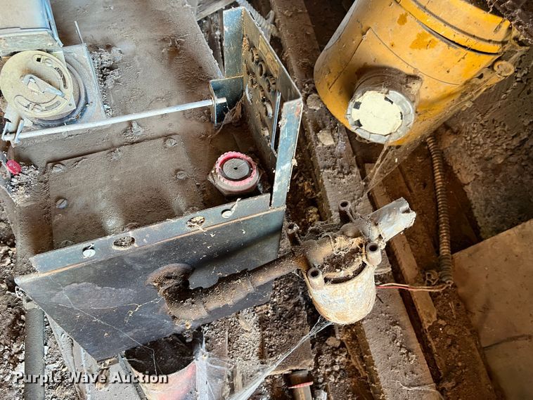 image for item MM9275 White  engine