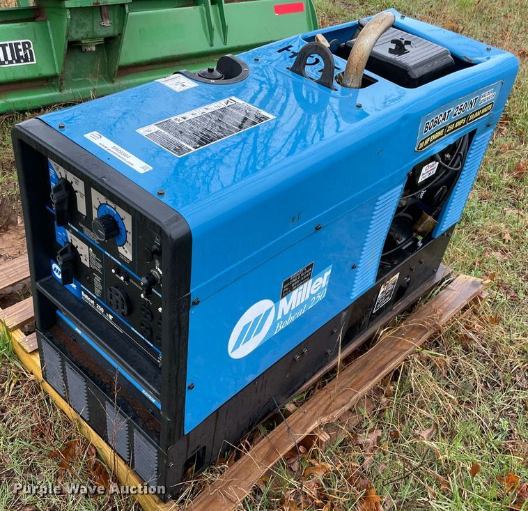 image for item MM9364 Miller Bobcat 250  welder/generator