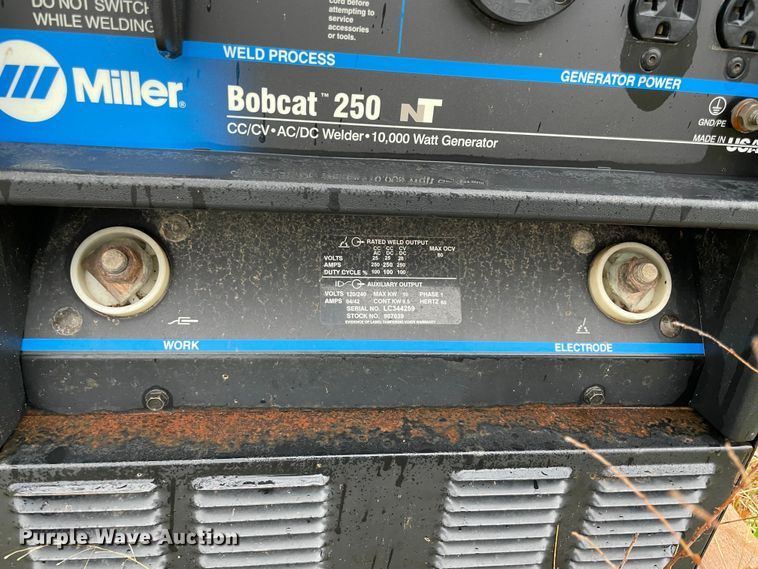image for item MM9364 Miller Bobcat 250  welder/generator