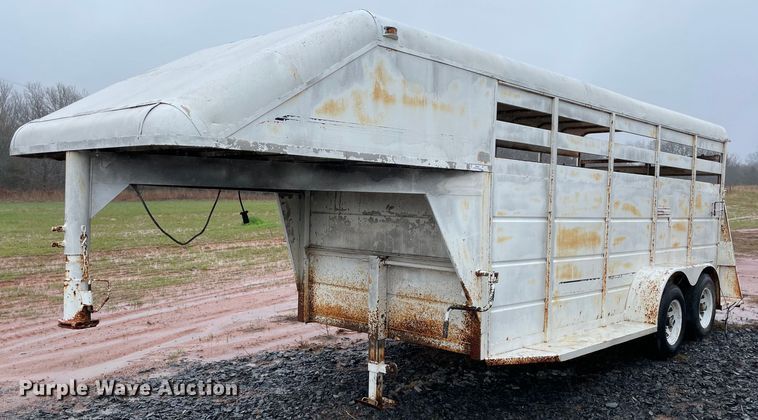image for item MM9365 1995 4 Bar Ranch  livestock trailer